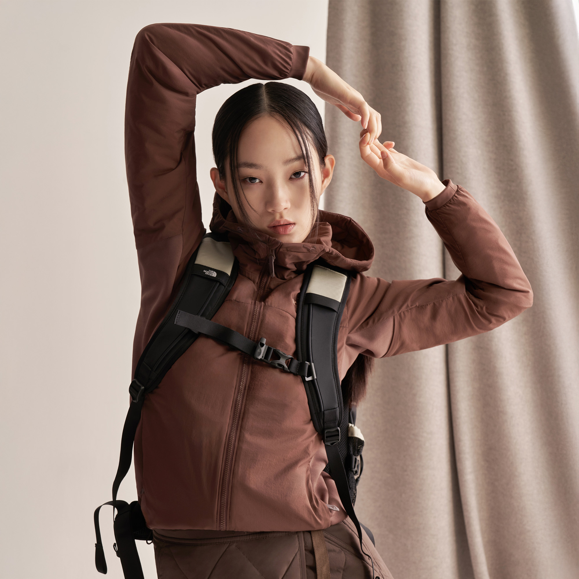 W'S BOUVET SHORT HOODIE